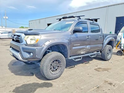 5TFJU4GN4EX****** 2014 Toyota Tacoma