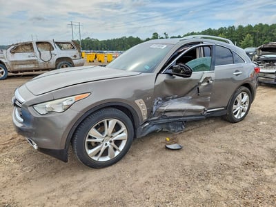 JN8CS1MU3GM****** 2016 Infiniti QX70