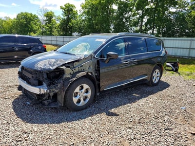 2C4RC1EG2HR****** 2017 Chrysler Pacifica