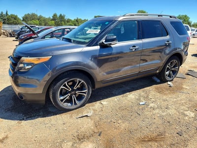 1FM5K8GT7FG****** 2015 Ford Explorer
