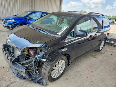 5TDDK3DC6BS****** 2011 Toyota Sienna