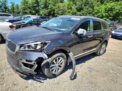 5XYPGDA33GG****** 2016 Kia Sorento