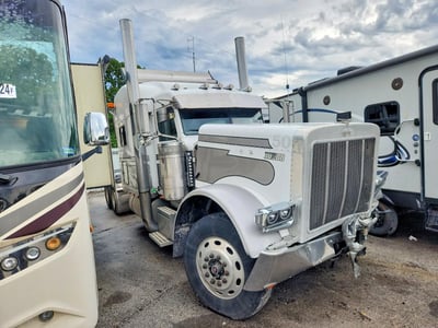 1XP5DB9X87D****** 2007 Peterbilt 379