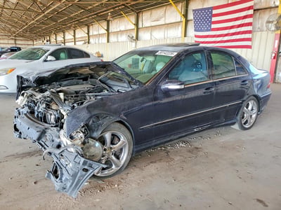 WDBRF40J05F****** 2005 Mercedes-Benz C-Class