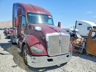 1XKYD49X5JJ****** 2018 Kenworth T680