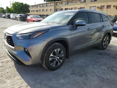 5TDKDRAH1SS****** 2025 Toyota Highlander