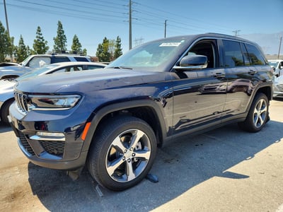 1C4RJYB6XPC****** 2023 Jeep Grand Cherokee