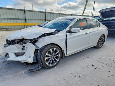 1HGCR2F55FA****** 2015 Honda Accord