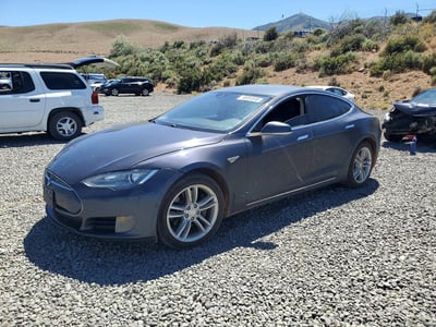 5YJSA1E14FF****** 2015 Tesla Model S