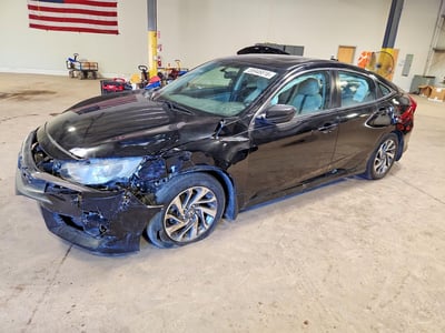 2HGFC2F74JH****** 2018 Honda Civic