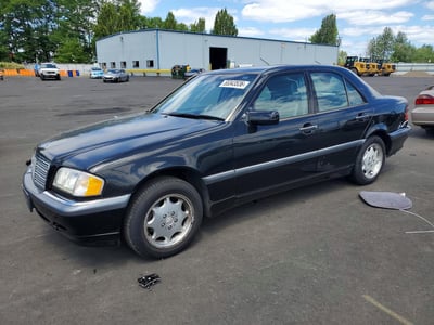 WDBHA24G6XA****** 1999 Mercedes-Benz C-Class