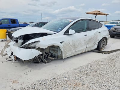 7SAYGDEE8PA****** 2023 Tesla Model Y