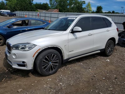 5UXKR0C55G0****** 2016 BMW X5