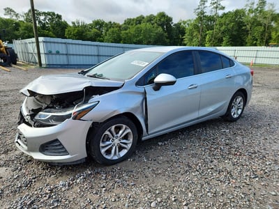 1G1BE5SM3K7****** 2019 Chevrolet Cruze