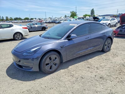 5YJ3E1EAXPF****** 2023 Tesla Model 3