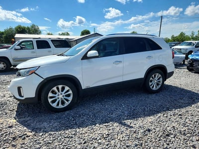 5XYKUDA72EG****** 2014 Kia Sorento