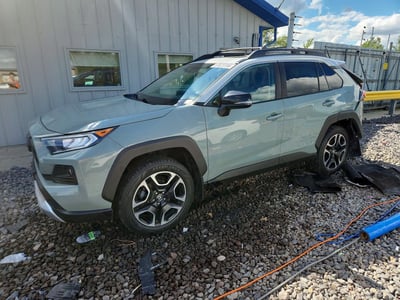 2T3J1RFV9KC****** 2019 Toyota RAV4