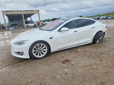 5YJSA1E2XLF****** 2020 Tesla Model S