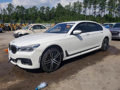 WBA7F0C59GG****** 2016 BMW 7 Series