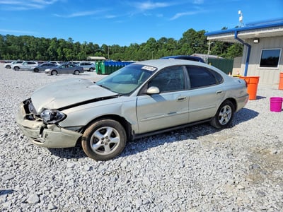 1FAFP53UX4A****** 2004 Ford Taurus