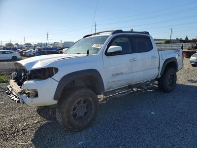 3TMCZ5AN3JM****** 2018 Toyota Tacoma