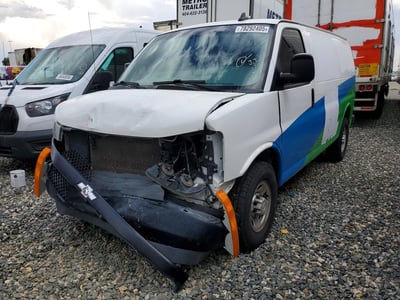 1GCWGAFPXJ1****** 2018 Chevrolet Express