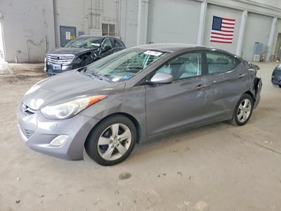 5NPDH4AE6DH****** 2013 Hyundai Elantra