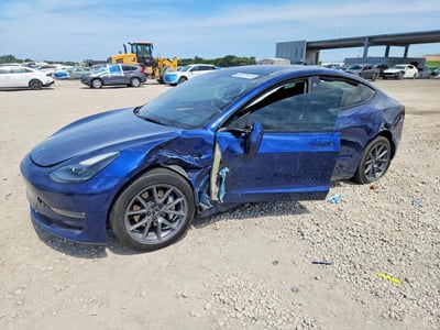 5YJ3E1EB5NF****** 2022 Tesla Model 3