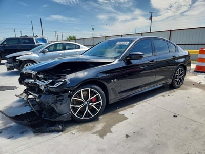 WBA33AG08NC****** 2022 BMW 5 Series