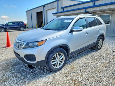 5XYKTDA21DG****** 2011 Kia Sorento