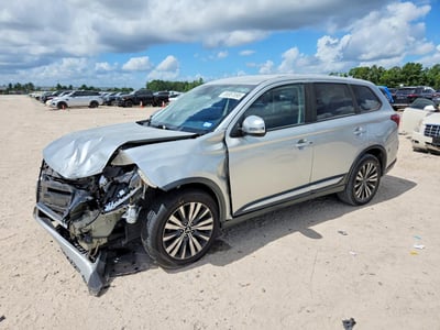 JA4AD3A3XLZ****** 2020 Mitsubishi Outlander