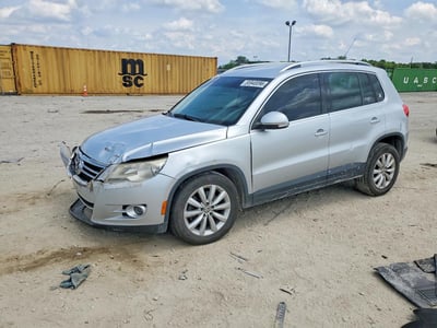 WVGAV7AX9BW****** 2011 Volkswagen Tiguan