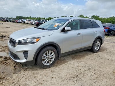 5XYPG4A5XKG****** 2019 Kia Sorento