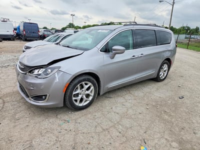 2C4RC1BG2HR****** 2017 Chrysler Pacifica