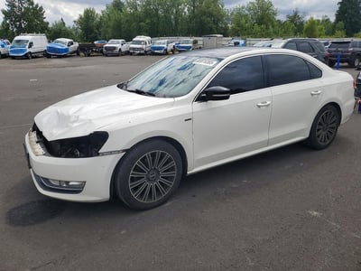 1VWBT7A38FC****** 2015 Volkswagen Passat