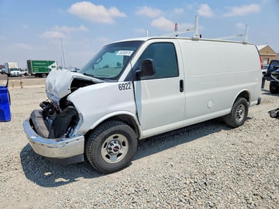1GTW7AFF9H1****** 2017 GMC Savana