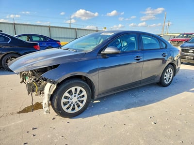 3KPF24AD7NE****** 2022 Kia Forte