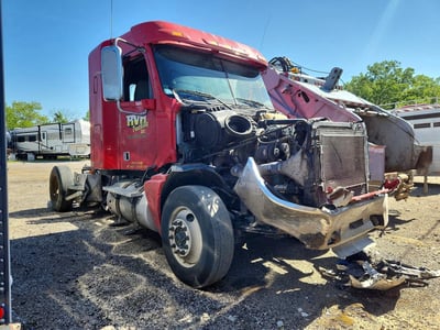 1FVXA7CK7HL****** 2017 Freightliner Columbia 120 Glider