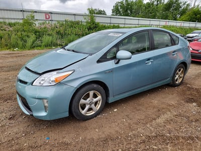 JTDKN3DU8F1****** 2015 Toyota Prius