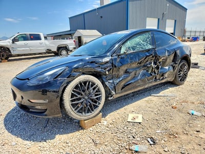 5YJ3E1EB4NF****** 2022 Tesla Model 3