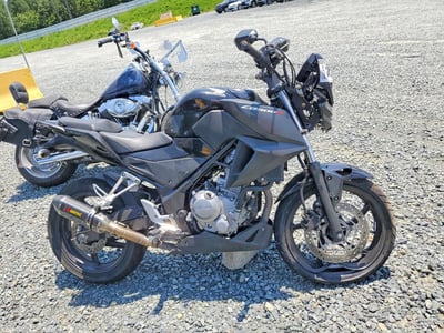 MLHNC5215G5****** 2016 Honda CB300F