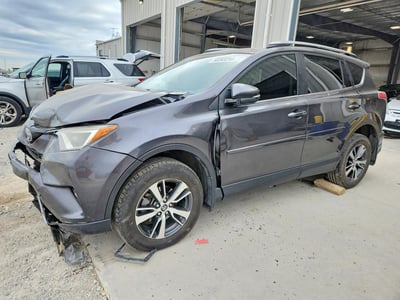 JTMRFREV4JJ****** 2018 Toyota RAV4
