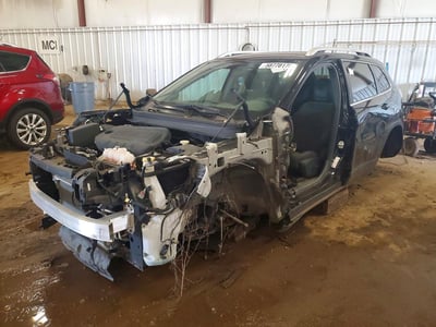 1C4PJMLB4KD****** 2019 Jeep Cherokee