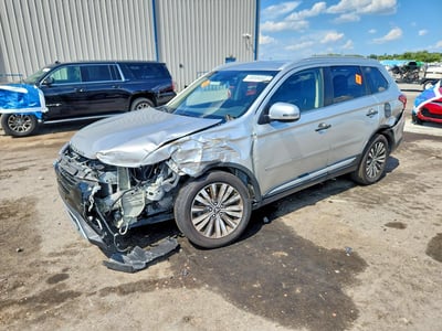 JA4AZ3A32LZ****** 2020 Mitsubishi Outlander