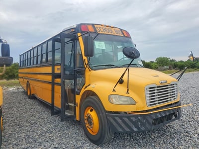 2009 Freightliner B2