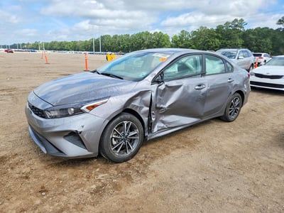 3KPF24AD8RE****** 2024 Kia Forte