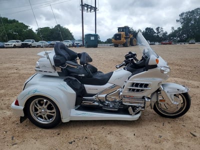 1HFSC47L88A****** 2008 Honda Goldwing