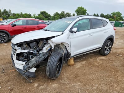 KM8J33A28JU****** 2018 Hyundai Tucson