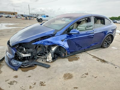 7SAXCBE50NF****** 2022 Tesla Model X