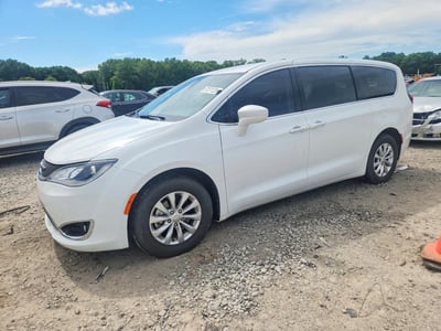 2C4RC1FGXJR****** 2018 Chrysler Pacifica